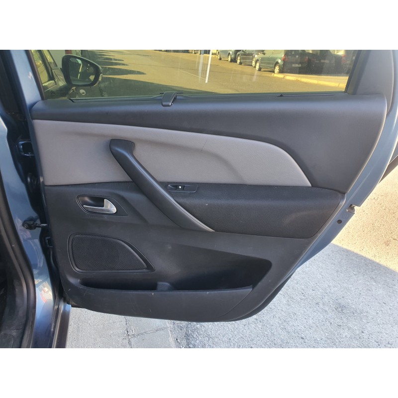 Recambio de guarnecido puerta trasera derecha para citroen c4 picasso live edition referencia OEM IAM   