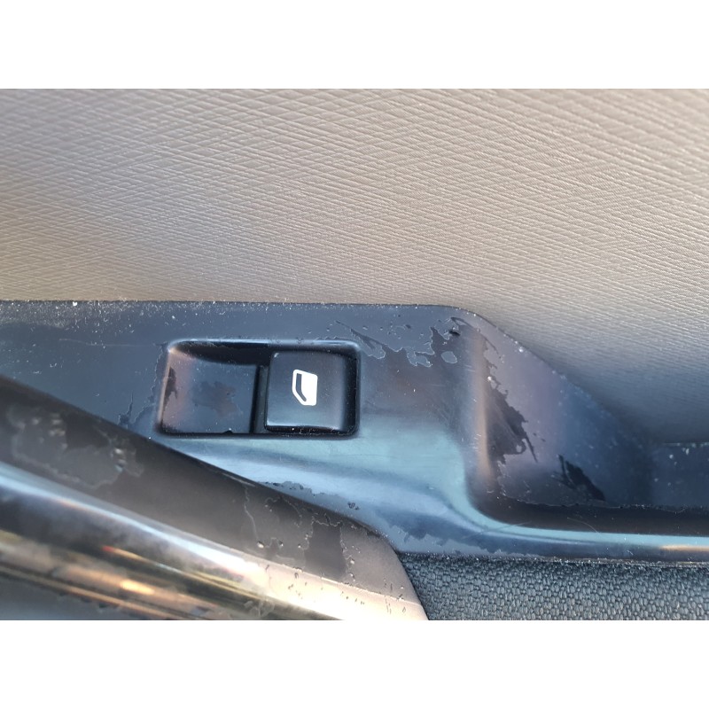 Recambio de mando elevalunas delantero derecho para citroen c4 picasso live edition referencia OEM IAM   