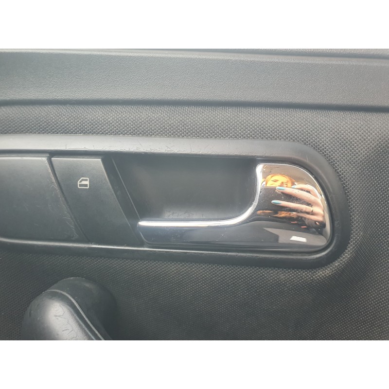 Recambio de maneta interior delantera derecha para seat ibiza (6l1) 1.9 tdi referencia OEM IAM   