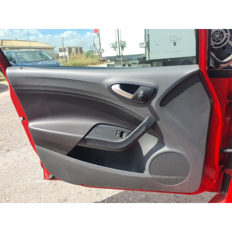 Recambio de guarnecido puerta delantera izquierda para seat ibiza sc (6j1) 1.4 tdi referencia OEM IAM   