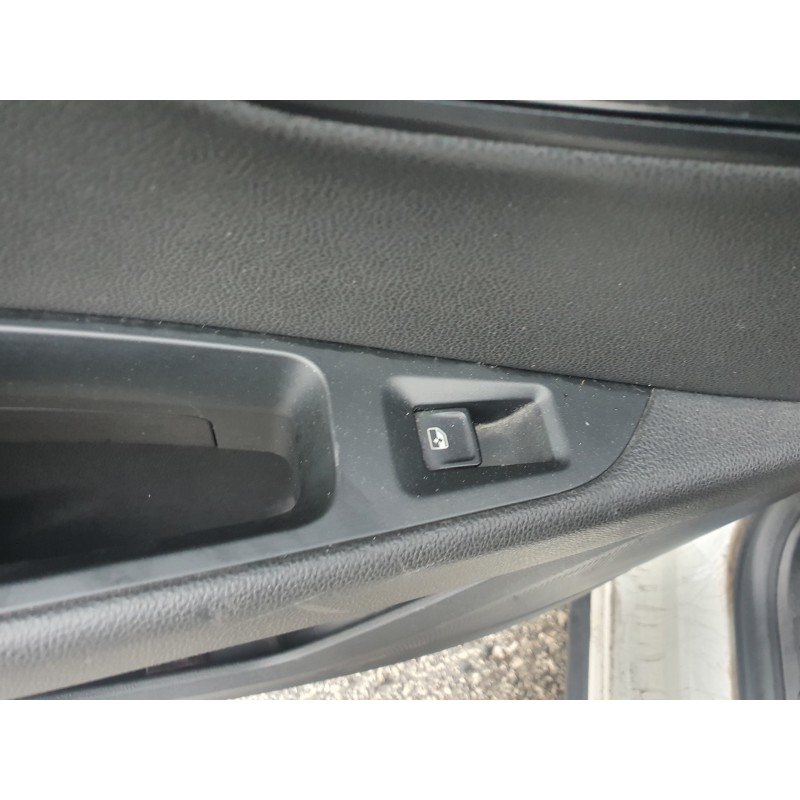 Recambio de mando elevalunas trasero izquierdo para seat leon st (5f8) x-perience 4drive referencia OEM IAM   