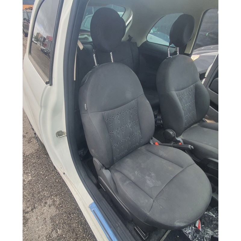 Recambio de asiento delantero derecho para fiat 500 312 referencia OEM IAM   