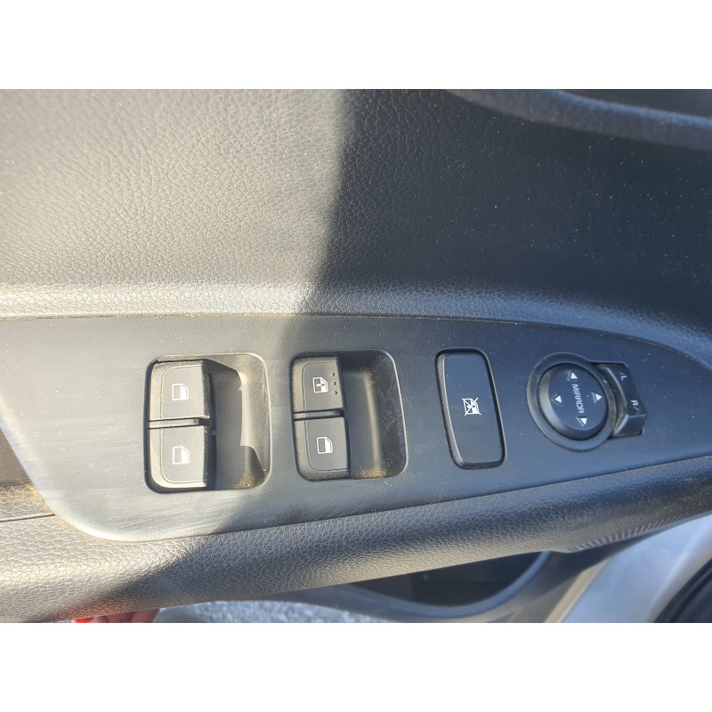 Recambio de mando elevalunas delantero izquierdo para kia stonic (ybcuv) concept referencia OEM IAM   