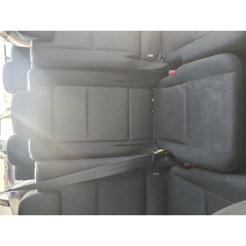 Recambio de asiento trasero medio para toyota verso advance referencia OEM IAM   