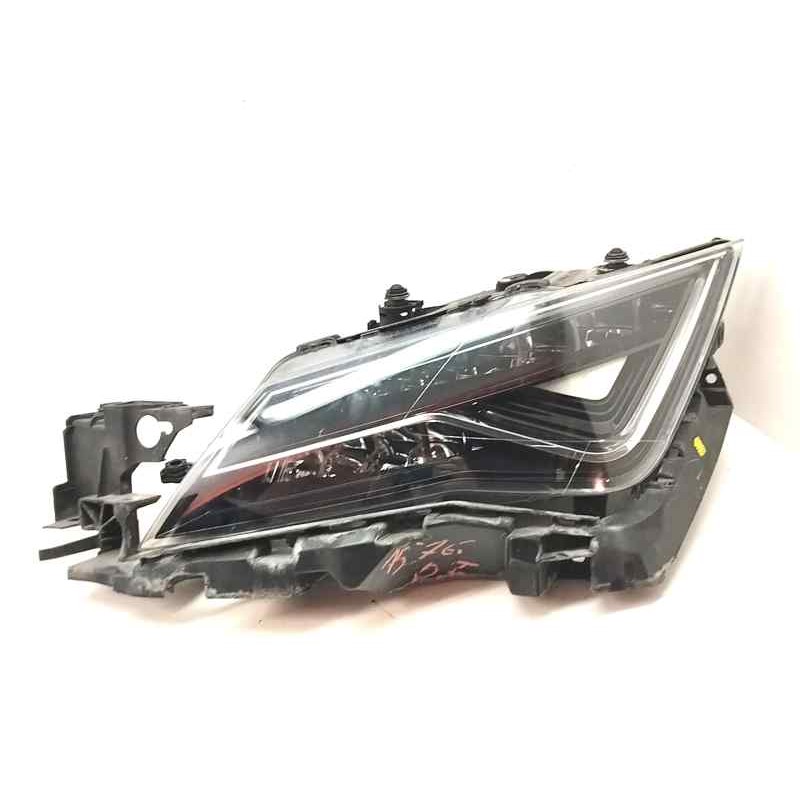 Recambio de faro izquierdo para seat leon st (5f8) x-perience 4drive referencia OEM IAM   