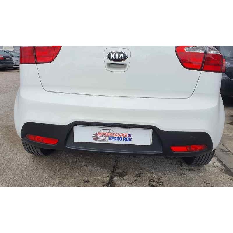 Recambio de paragolpes trasero para kia rio iii 1.2 cvvt 84 cv referencia OEM IAM   