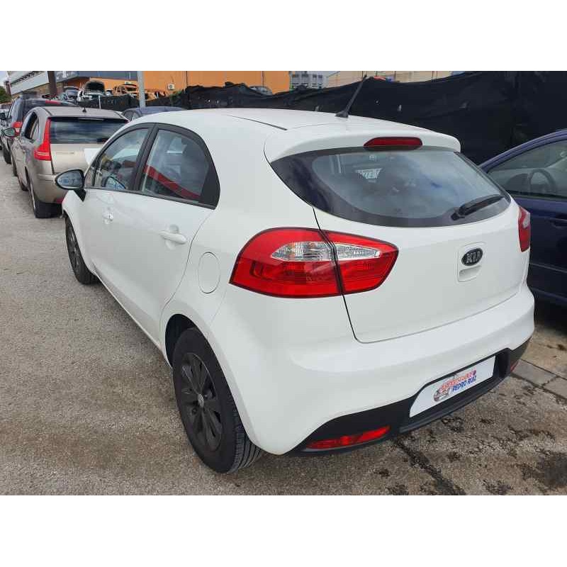 Recambio de cerradura puerta trasera izquierda para kia rio iii 1.2 cvvt 84 cv referencia OEM IAM   