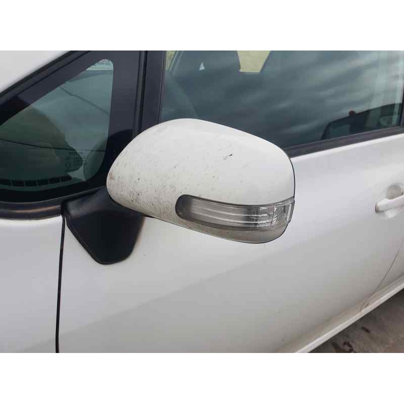 Recambio de retrovisor izquierdo para toyota auris 1.4 d-4d 90 cv referencia OEM IAM   