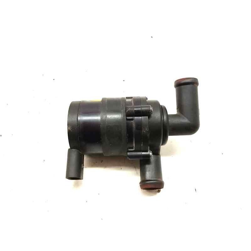 Recambio de bomba agua para audi q5 (8r) 3.0 tdi 245 cv referencia OEM IAM 12402050400  