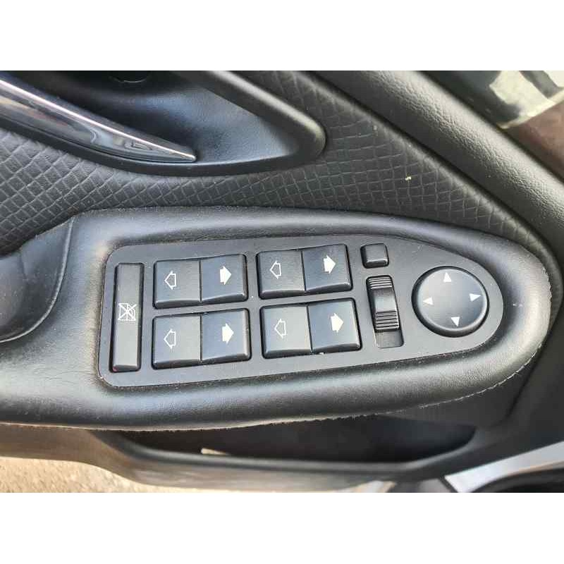 Recambio de mando elevalunas delantero izquierdo para bmw serie 5 berlina (e39) 520i 170 cv referencia OEM IAM   