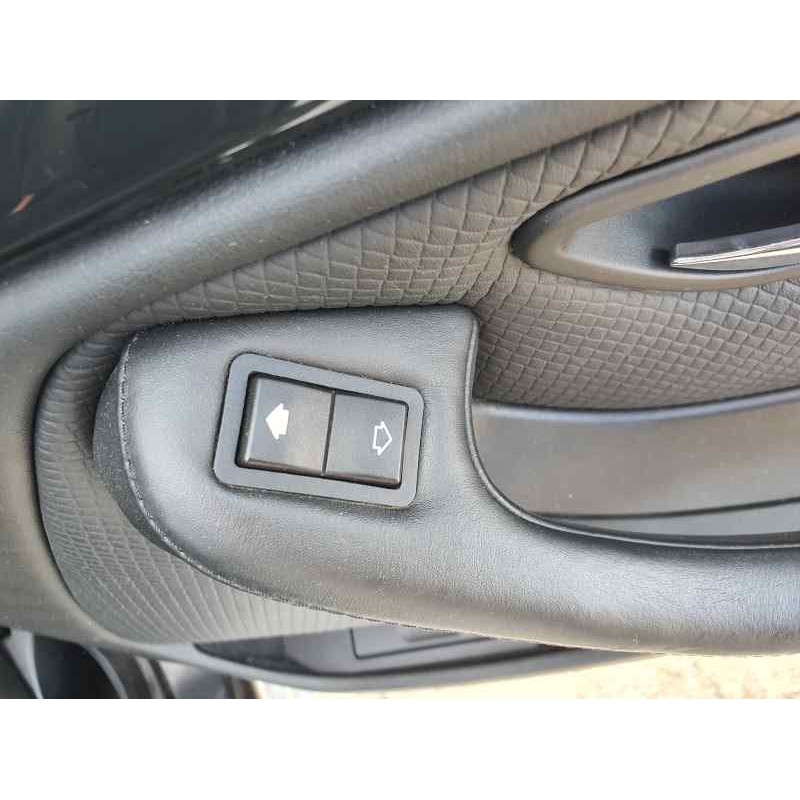 Recambio de mando elevalunas trasero derecho para bmw serie 5 berlina (e39) 520i 170 cv referencia OEM IAM   