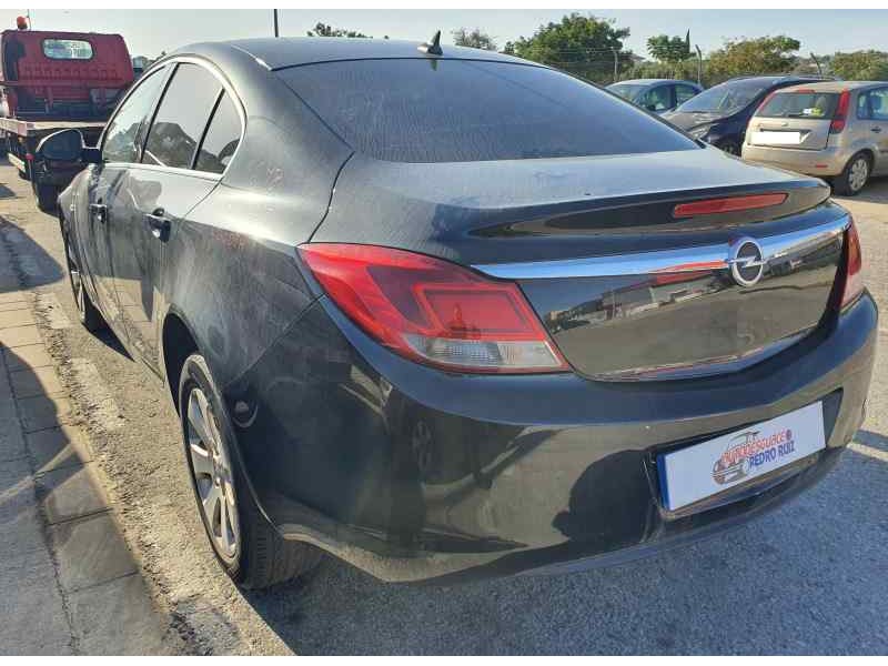 opel insignia berlina del año 2009