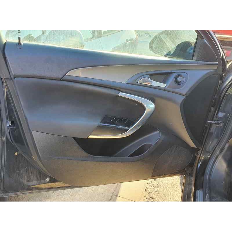 Recambio de guarnecido puerta delantera izquierda para opel insignia berlina 2.0 cdti 110 cv referencia OEM IAM   