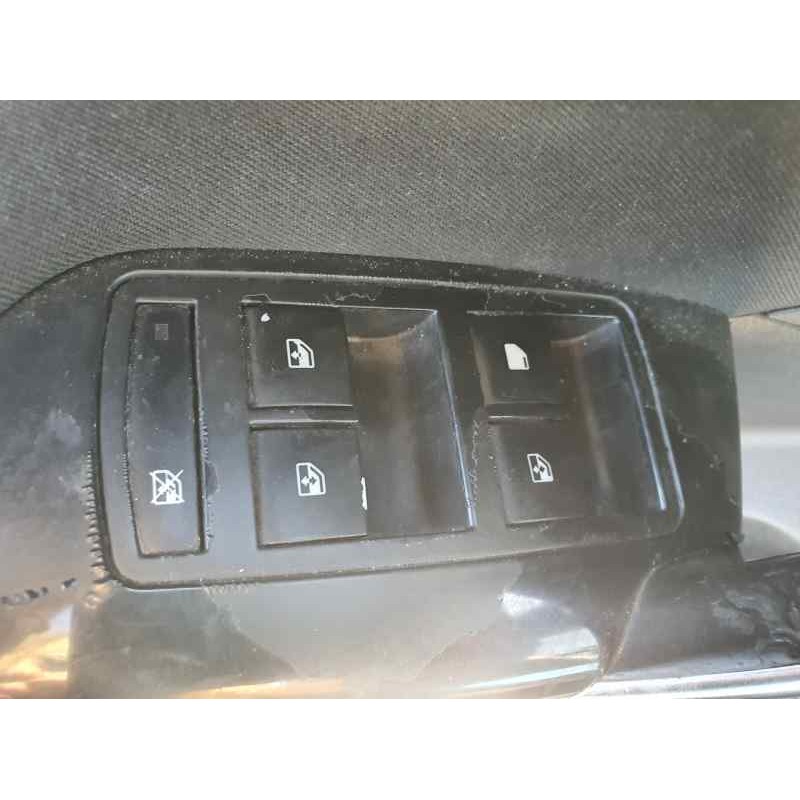 Recambio de mando elevalunas delantero izquierdo para opel insignia berlina 2.0 cdti 110 cv referencia OEM IAM   