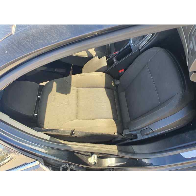 Recambio de asiento delantero derecho para opel insignia berlina 2.0 cdti 110 cv referencia OEM IAM   