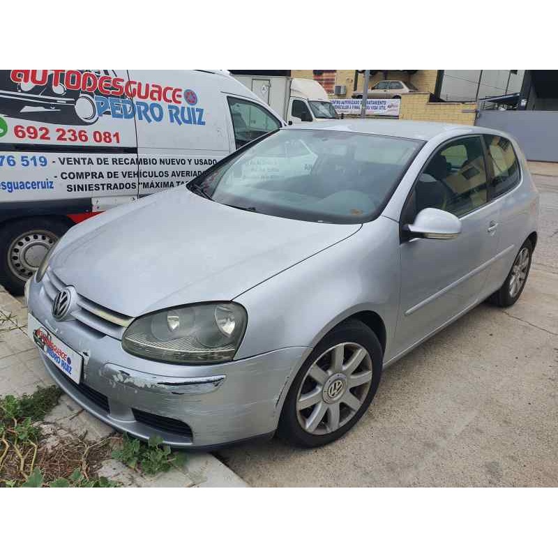 volkswagen golf v berlina (1k1) del año 2004