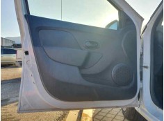 Recambio de guarnecido puerta delantera izquierda para dacia sandero 1.2 16v 73 cv referencia OEM IAM   