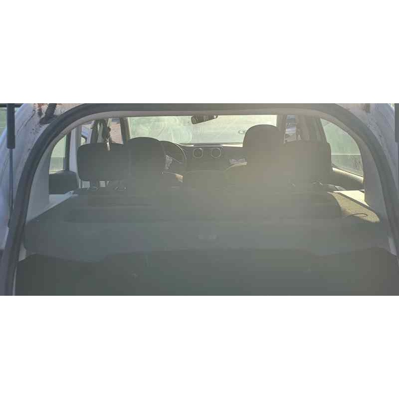 Recambio de bandeja trasera para dacia sandero 1.2 16v 73 cv referencia OEM IAM   