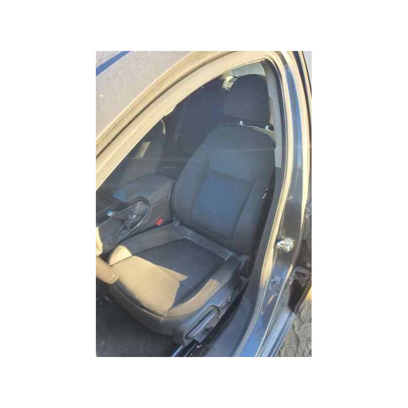 Recambio de asiento delantero izquierdo para opel insignia berlina 2.0 cdti 131 cv referencia OEM IAM   