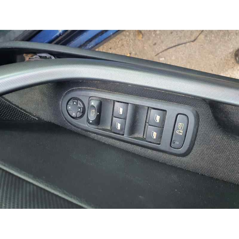 Recambio de mando elevalunas delantero izquierdo para peugeot 308 sw 1.6 thp 150 cv referencia OEM IAM   