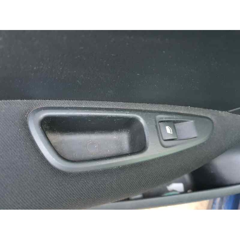 Recambio de mando elevalunas trasero izquierdo para peugeot 308 sw 1.6 thp 150 cv referencia OEM IAM   