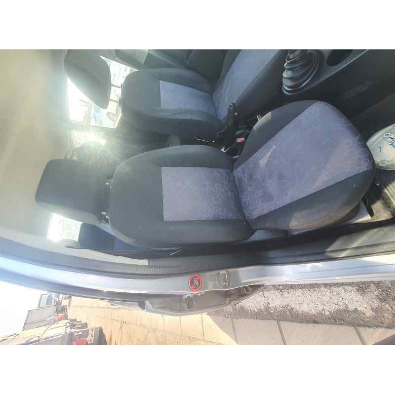 Recambio de asiento delantero derecho para ford fiesta (cbk) 1.4 tdci 68 cv referencia OEM IAM   