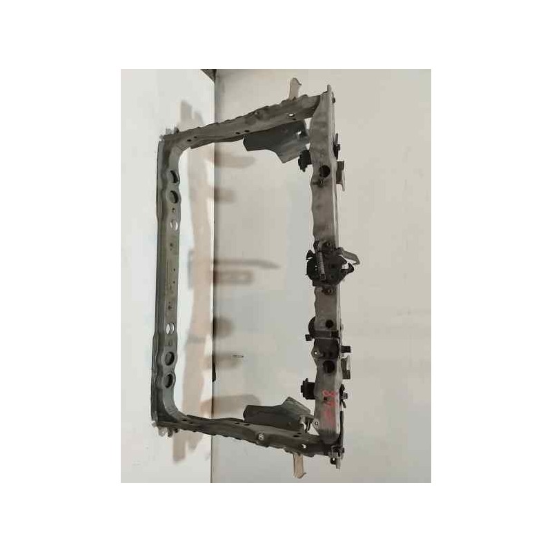 Recambio de panel frontal para toyota auris 2.0 d-4d 126 cv referencia OEM IAM   