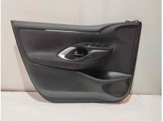 Recambio de guarnecido puerta delantera izquierda para toyota yaris iv 1.5 hybrid 116 cv referencia OEM IAM   