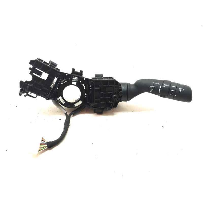 Recambio de mando multifuncion para toyota yaris iv 1.5 hybrid 116 cv referencia OEM IAM 17J916  