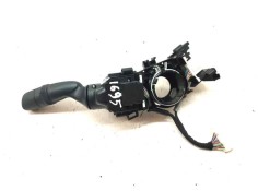 Recambio de mando multifuncion para toyota yaris iv 1.5 hybrid 116 cv referencia OEM IAM 17J916   2