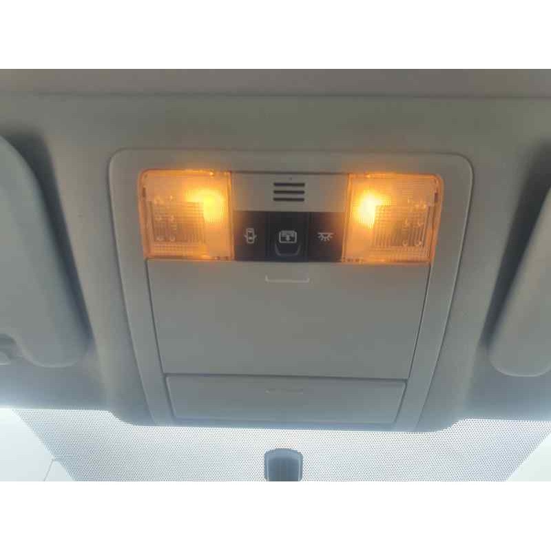 Recambio de luz interior para toyota verso 1.6 vvt-i 16v 132 monospace referencia OEM IAM   