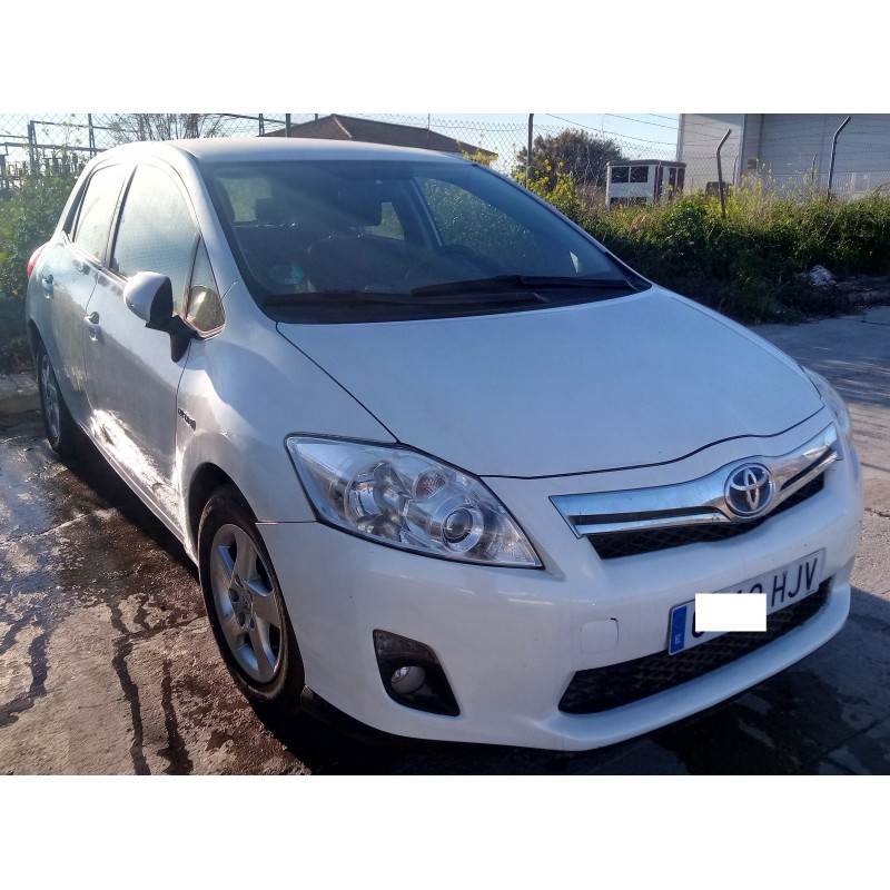 toyota auris del año 2012