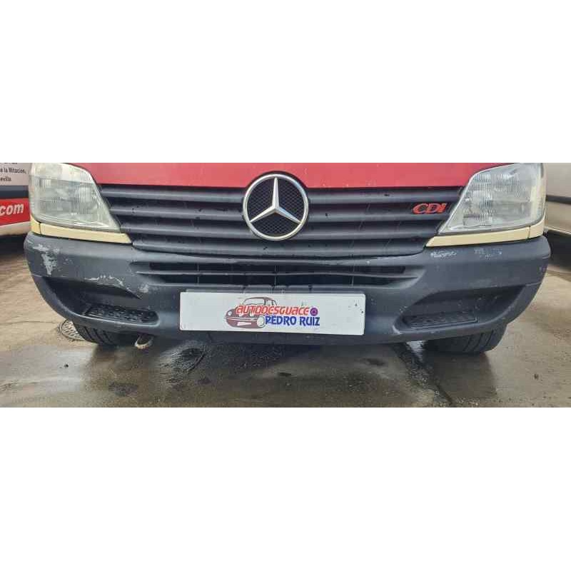 Recambio de paragolpes delantero para mercedes sprinter 02.00  combi 308 cdi 82 cv referencia OEM IAM   