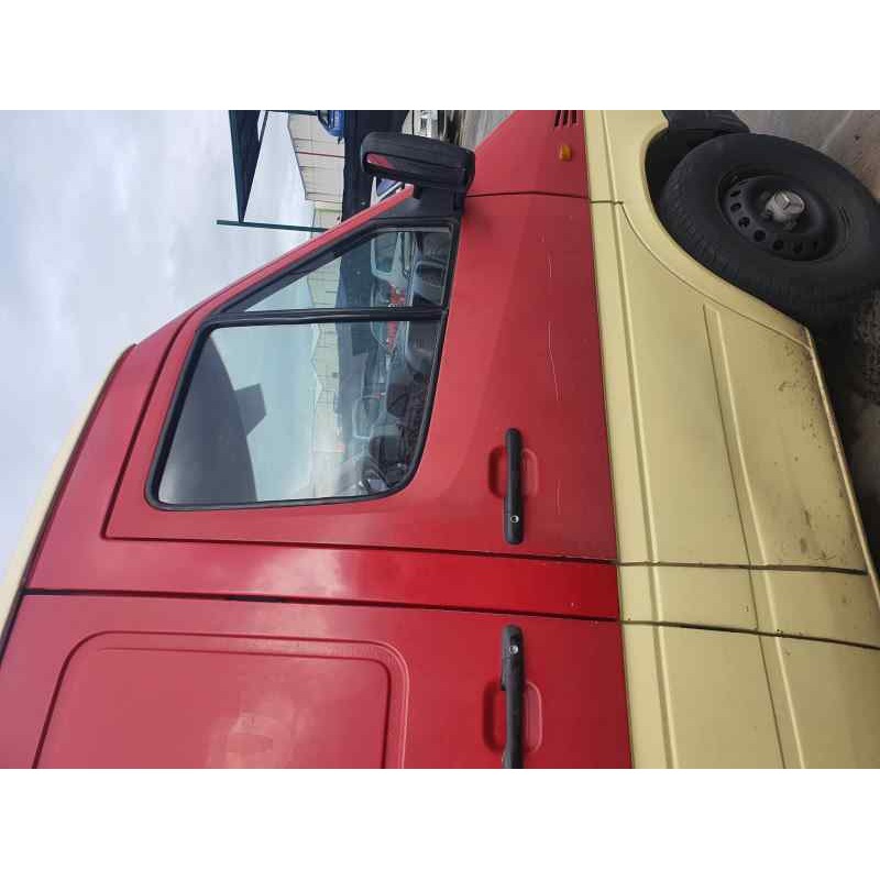 Recambio de puerta delantera derecha para mercedes sprinter 02.00  combi 308 cdi 82 cv referencia OEM IAM   