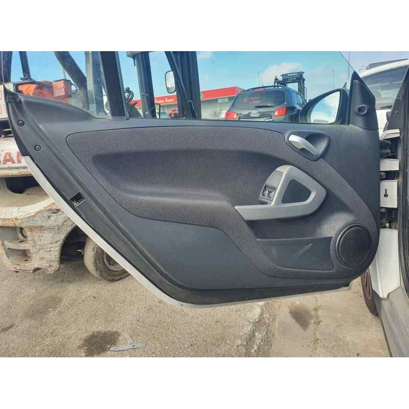 Recambio de guarnecido puerta delantera izquierda para smart coupe 1.0 12v mhd 71 cv referencia OEM IAM   