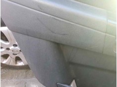 Recambio de guarnecido puerta trasera izquierda para opel zafira b 1.9 cdti 16v referencia OEM IAM    2