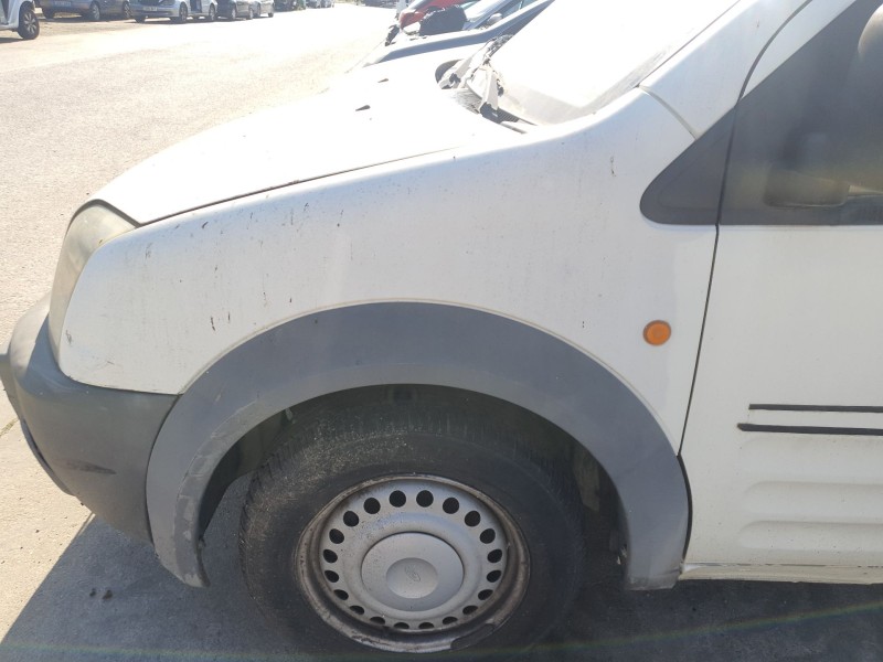 Recambio de aleta delantera izquierda para ford transit connect (tc7) 1.8 tdci 75 cv referencia OEM IAM   