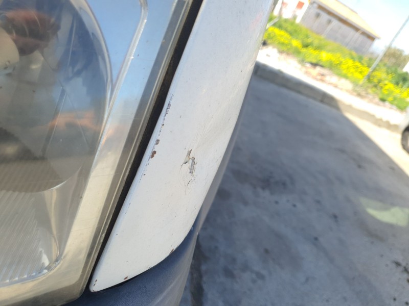 Recambio de aleta delantera izquierda para ford transit connect (tc7) 1.8 tdci 75 cv referencia OEM IAM   
							