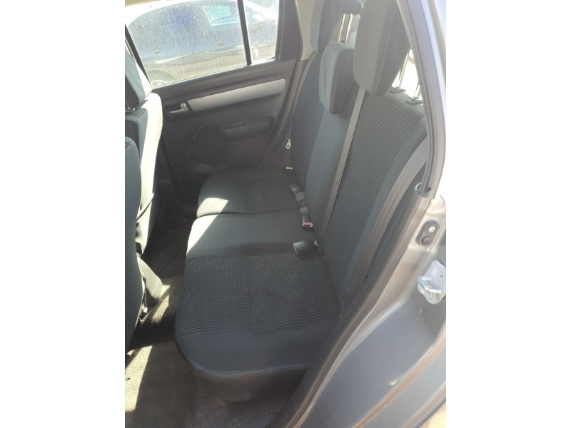 Recambio de asientos traseros para suzuki swift iii (mz, ez) 1.3 (rs 413) referencia OEM IAM   