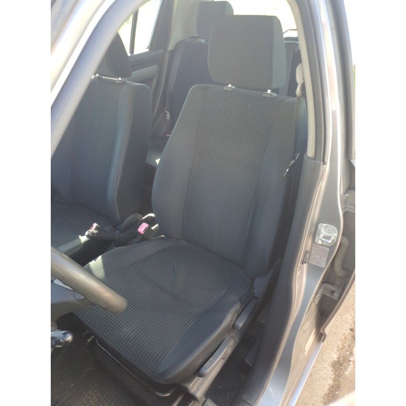 Recambio de asiento delantero izquierdo para suzuki swift iii (mz, ez) 1.3 (rs 413) referencia OEM IAM   