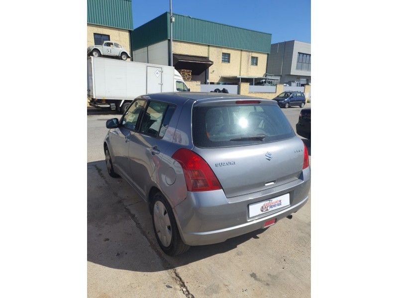 Recambio de cerradura puerta trasera izquierda para suzuki swift iii (mz, ez) 1.3 (rs 413) referencia OEM IAM   
							