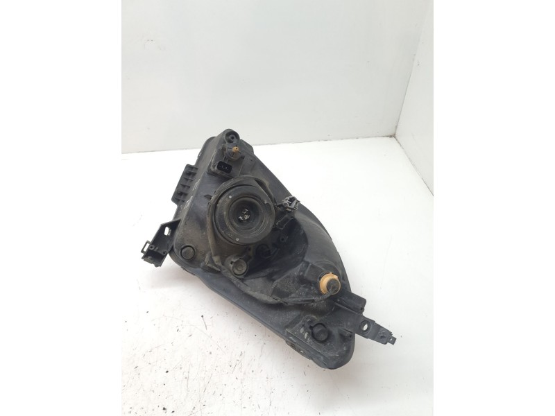 Recambio de faro derecho para suzuki swift iii (mz, ez) 1.3 (rs 413) referencia OEM IAM 35100-62J11  