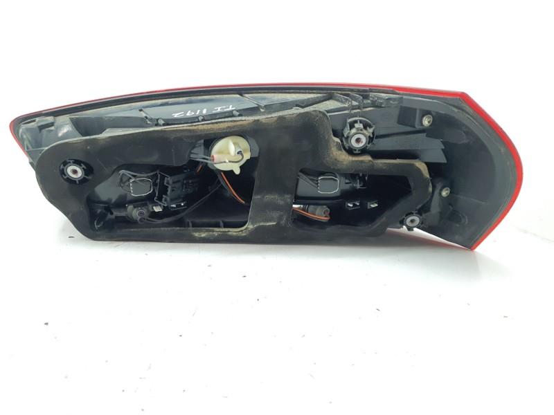 Recambio de piloto trasero izquierdo para citroën c4 picasso rip curl referencia OEM IAM 21023301L  