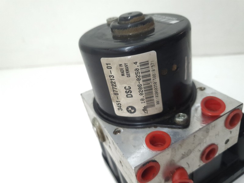 Recambio de abs para bmw serie 3 berlina (e90) 318d 122 cv referencia OEM IAM 3452677221401 3451677221301 10020602504
