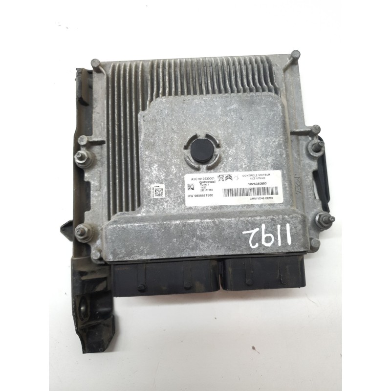 Recambio de centralita motor uce para citroën c4 picasso rip curl referencia OEM IAM 982638088  