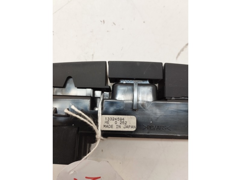 Recambio de warning para opel insignia sports tourer sport referencia OEM IAM 13324594  