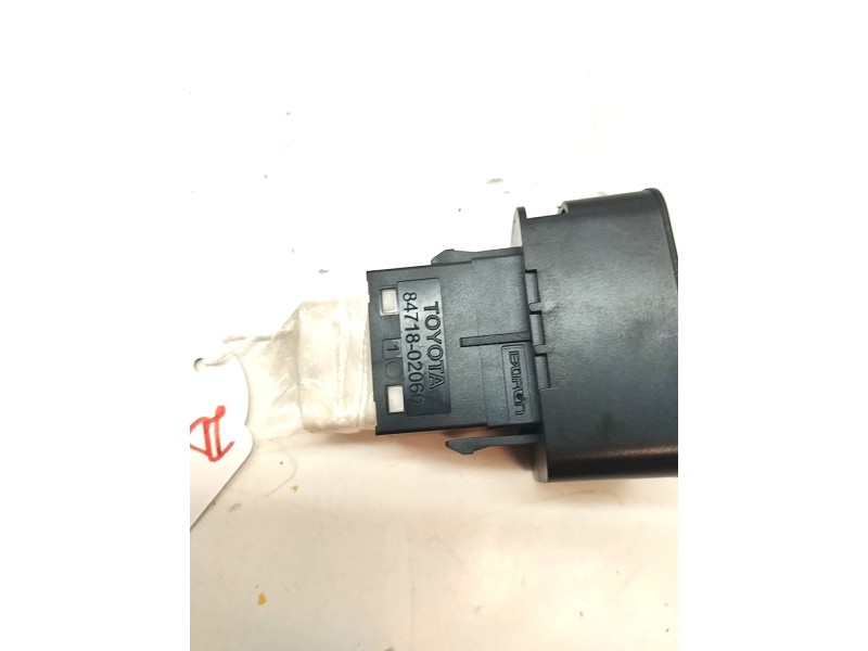 Recambio de freno de mano electrico para toyota auris hybrid business referencia OEM IAM 8471802060  