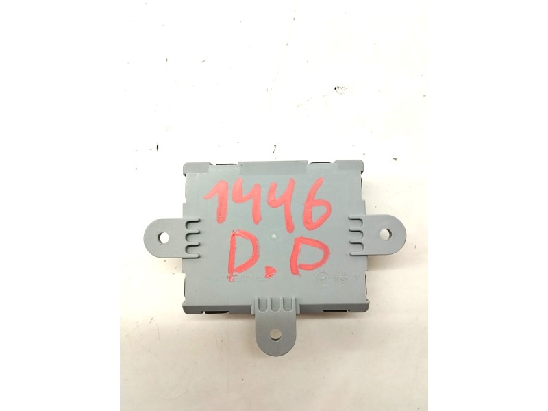 Recambio de modulo confort para jaguar i-pace se referencia OEM IAM J8A214D617CC  