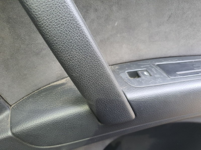 Recambio de guarnecido puerta trasera derecha para audi q7 (4lb) 4.2 tdi quattro referencia OEM IAM   