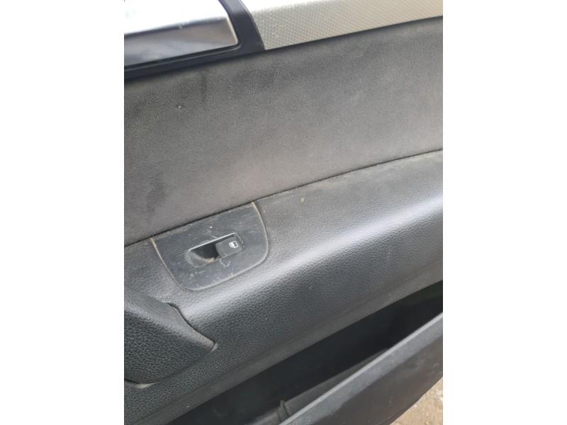 Recambio de guarnecido puerta delantera derecha para audi q7 (4lb) 4.2 tdi quattro referencia OEM IAM   